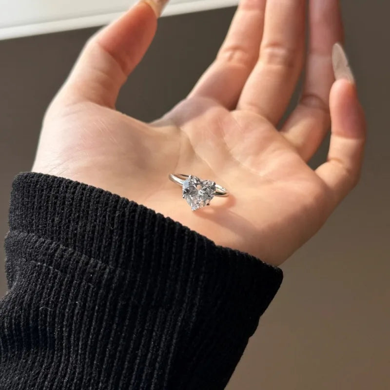 Heart moissanite ring - 3CT